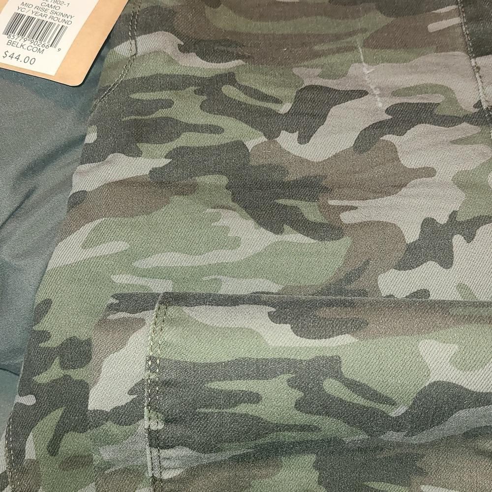 True Craft Camouflage Skinny Pants